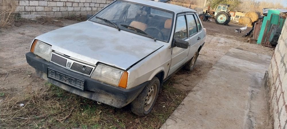 Продам Ваз 21099 чистый кз. На ходу.