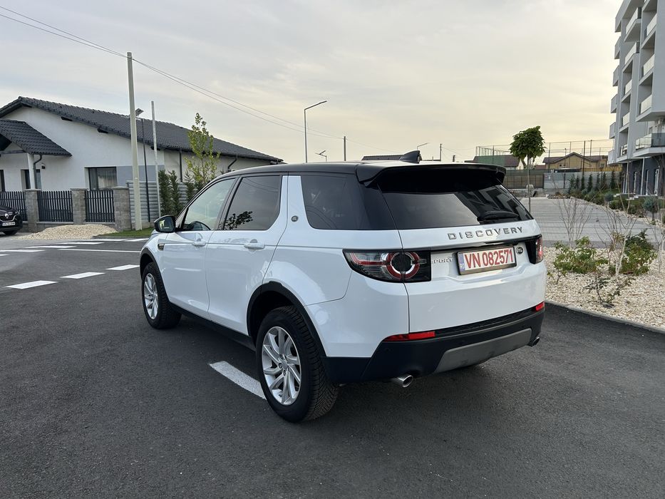Land Rover Discovery Sport.