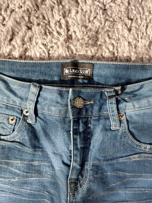 Vand haine pentru fete