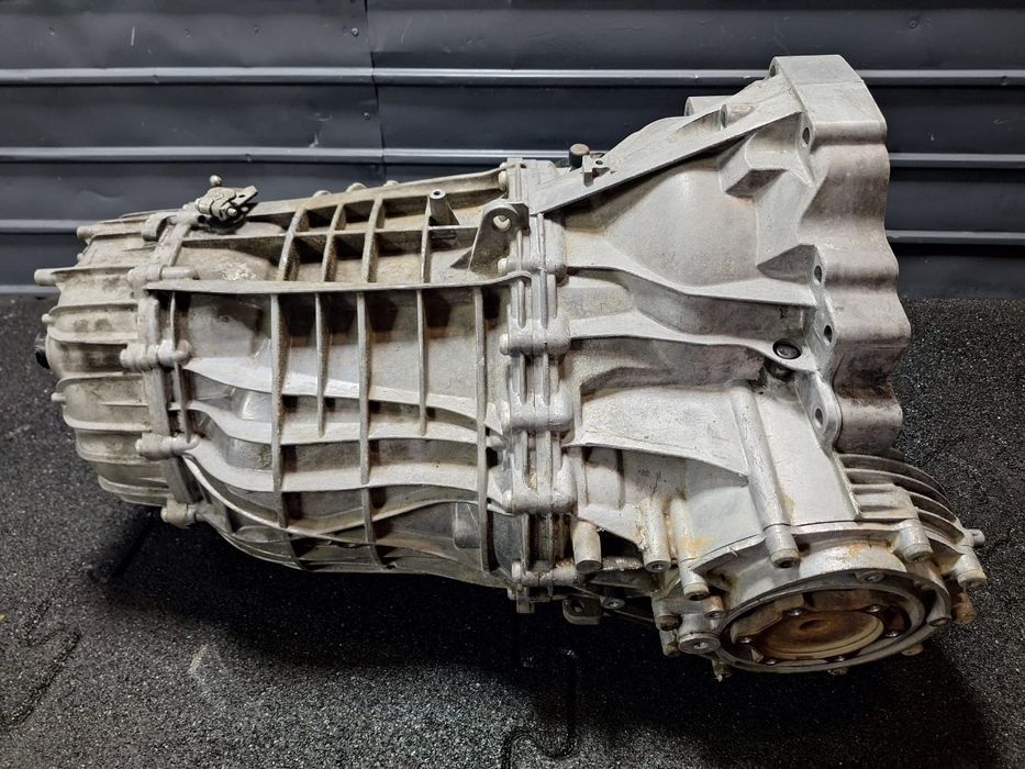 Cutie de viteze automata 8+1  LLA AUDI A4 B8  2007 - 2010 2.0 TDI CAGA