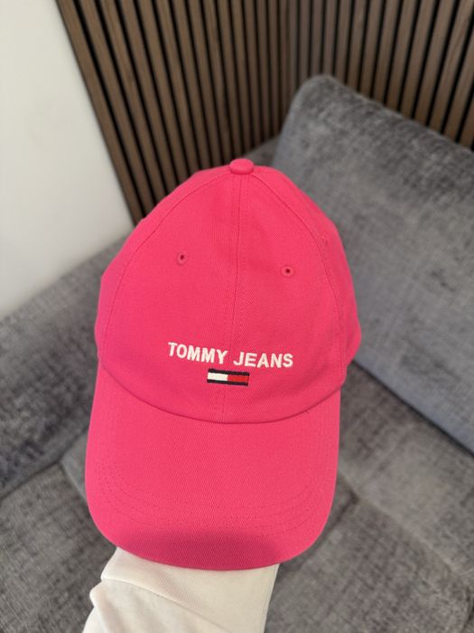 Sapca Tommy Jeans One size Ca Noua Pret : 49 lei