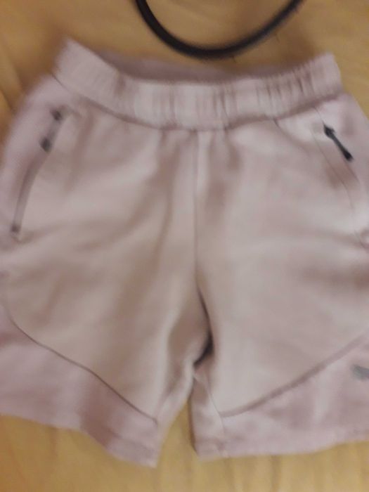 Запазени блузи и къси гащи за момче 152_158 см