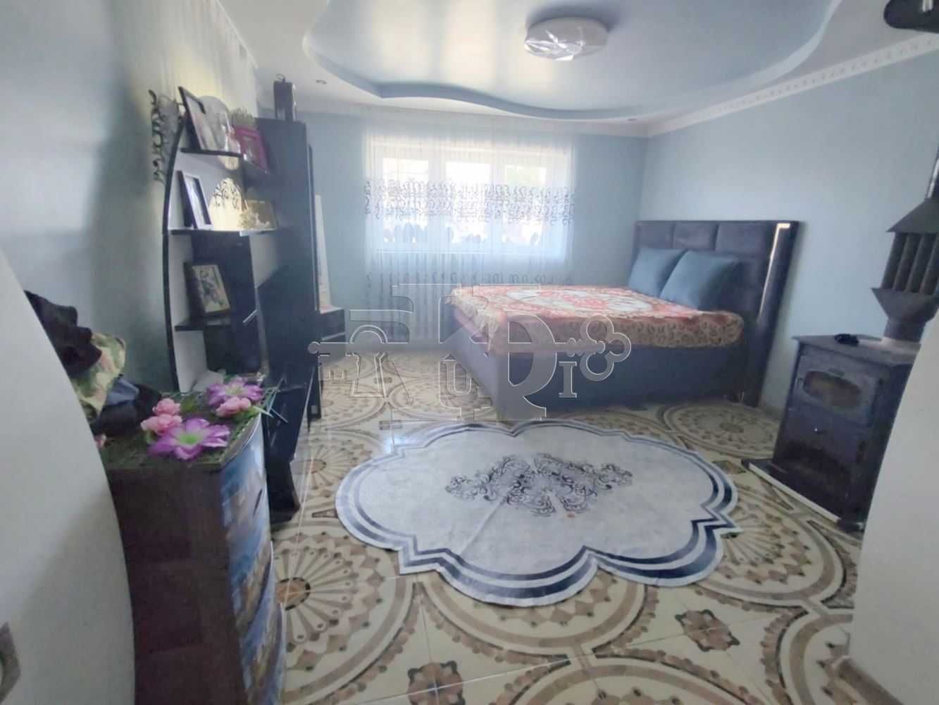 Карапелит, обл. Добрич, къща след основен ремонт с двор, 69000€.
