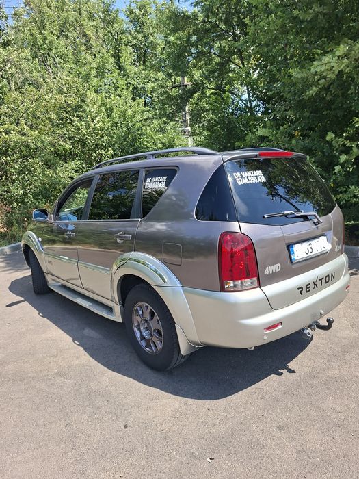 Rexton variante auto