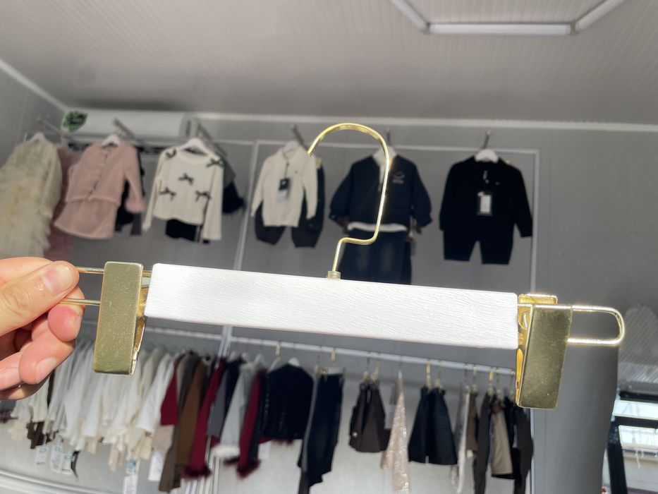 Вешалка манекен