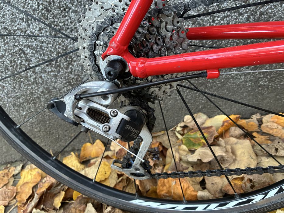 Giant градски хибриден велосипед 28’