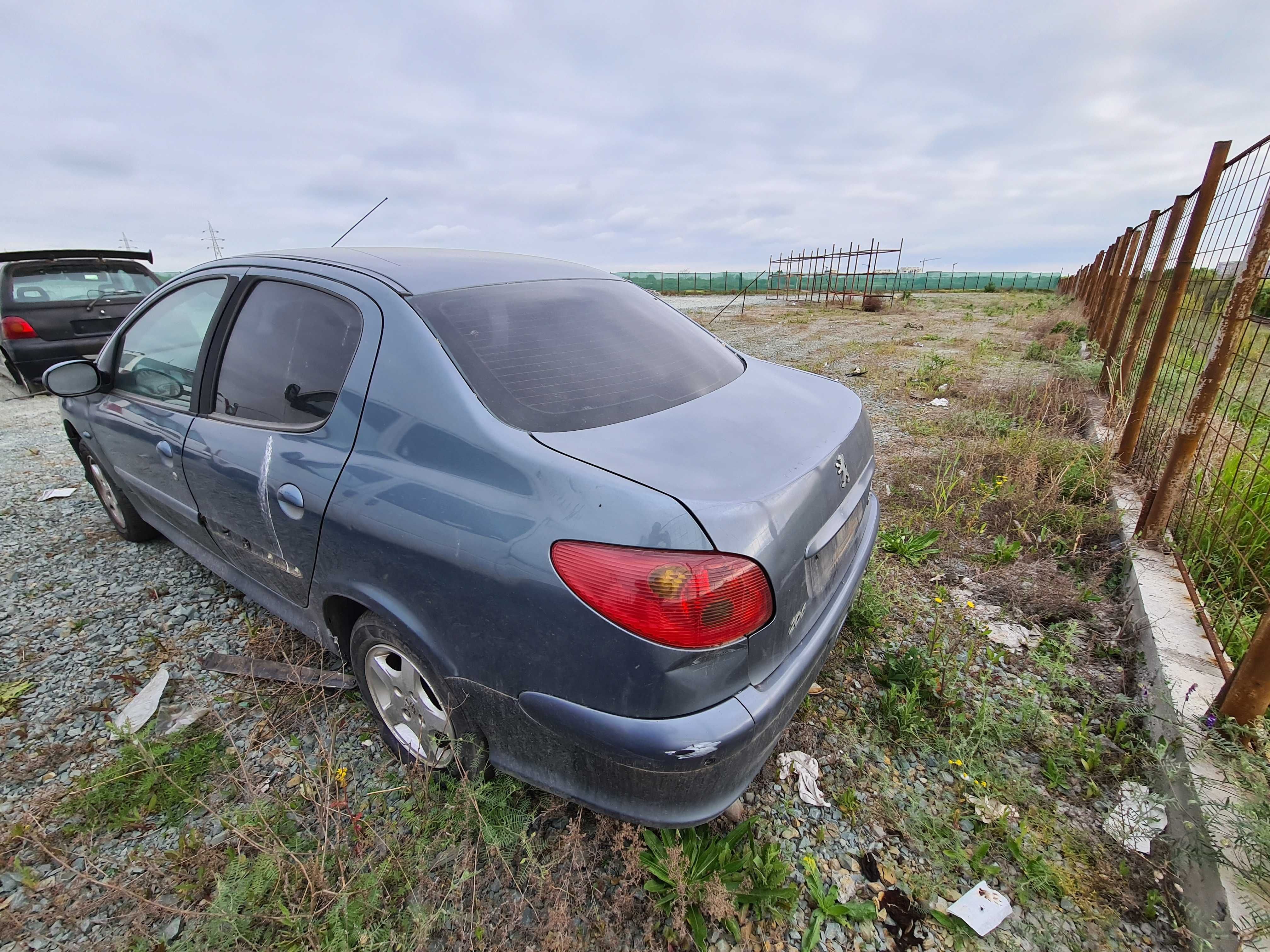 Dezmembram peugeot 206 sedan