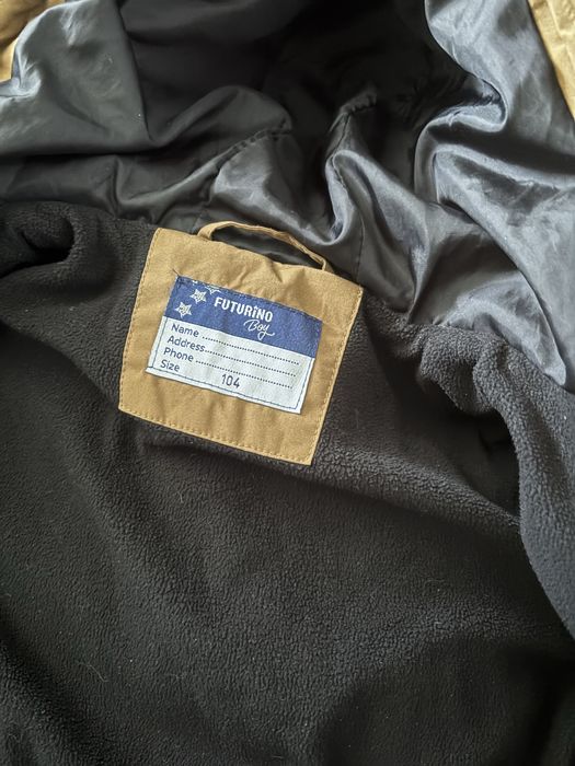 Продам детскую куртку