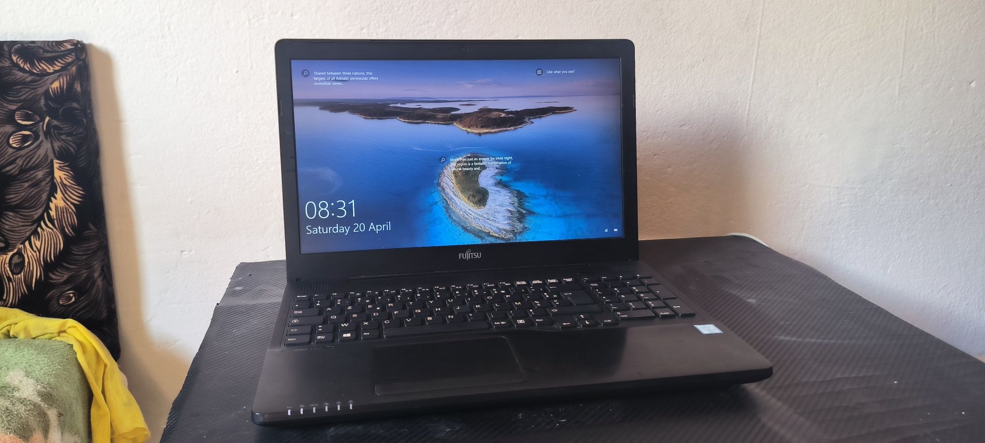 Laptop SH Fujitsu LifeBook A556, i5-6200U, 256GB SSD, 15.6 inci Full