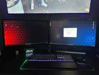 PC Gaming + Periferice Razer + 2 Monitoare 27" 4K + FullHD