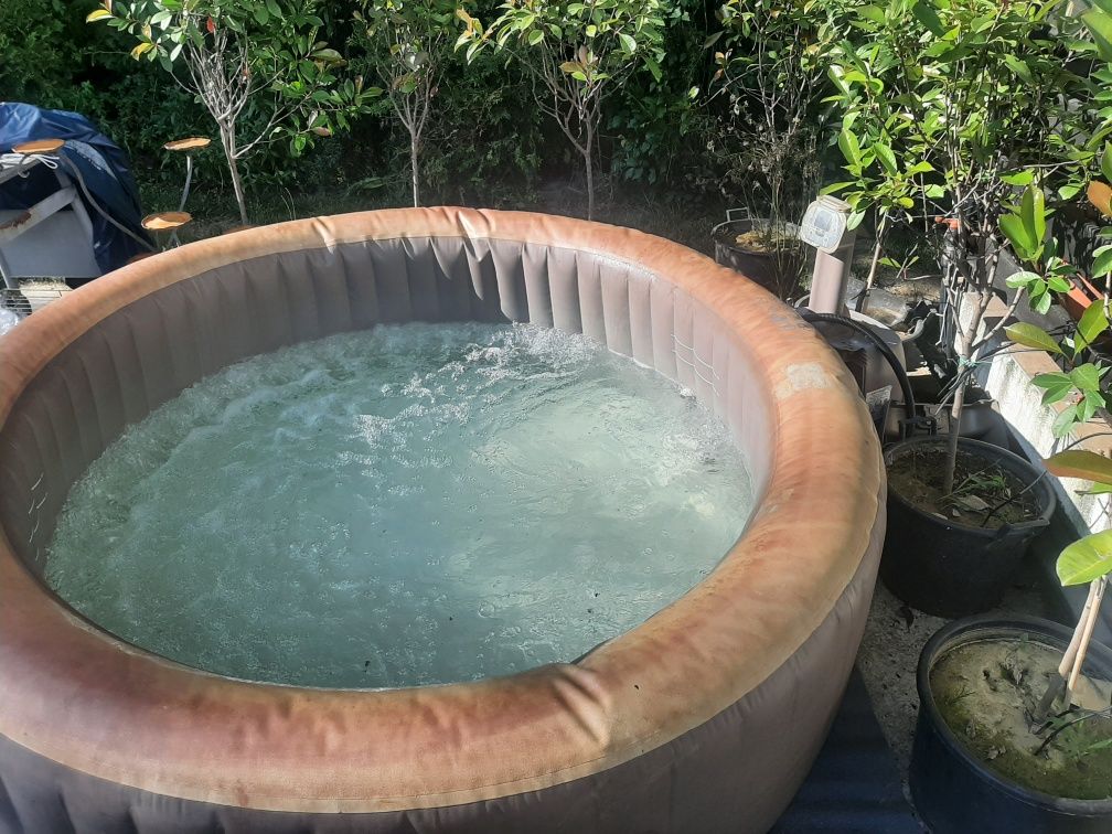 Jacuzzi gonflabil