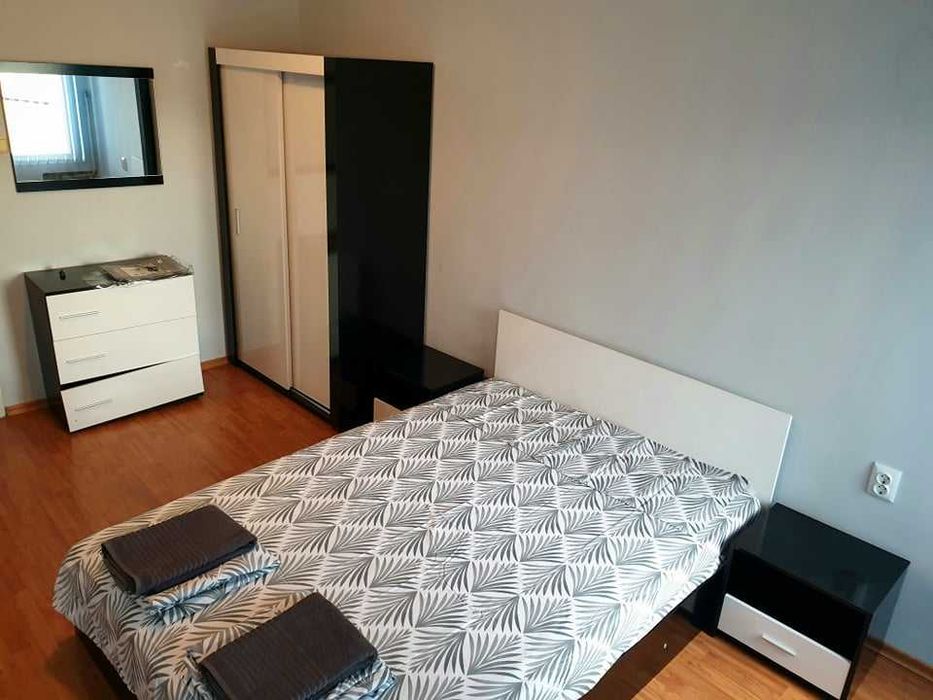 Дава се под наем Двустаен апартамент в Бургас, Лазур - 60 кв.м за 459 € - Снимка #1