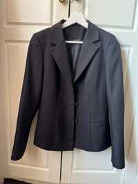 Черный пиджак (костюмный)
