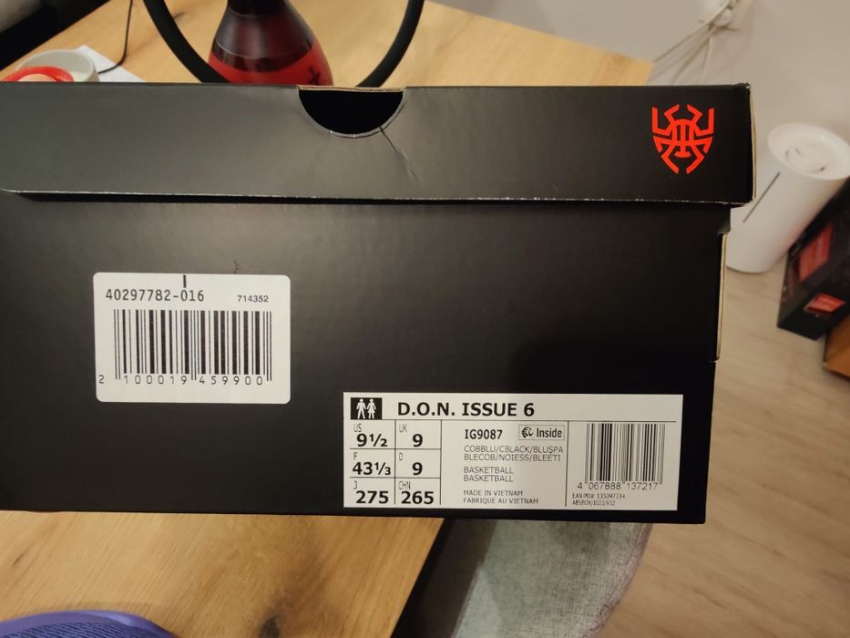 Adidas Don Issue 6 - 43 1/3 син/лилав 100 лв.