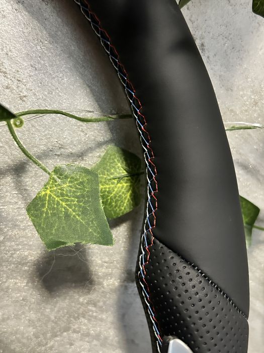 Volan BMW M Sport Padele cu Airbag – Compatibil E90/E91/E81/E70/E71