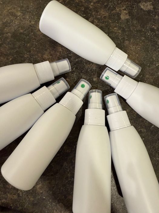 Опаковка  PVC  с  пулверизатор и капачка