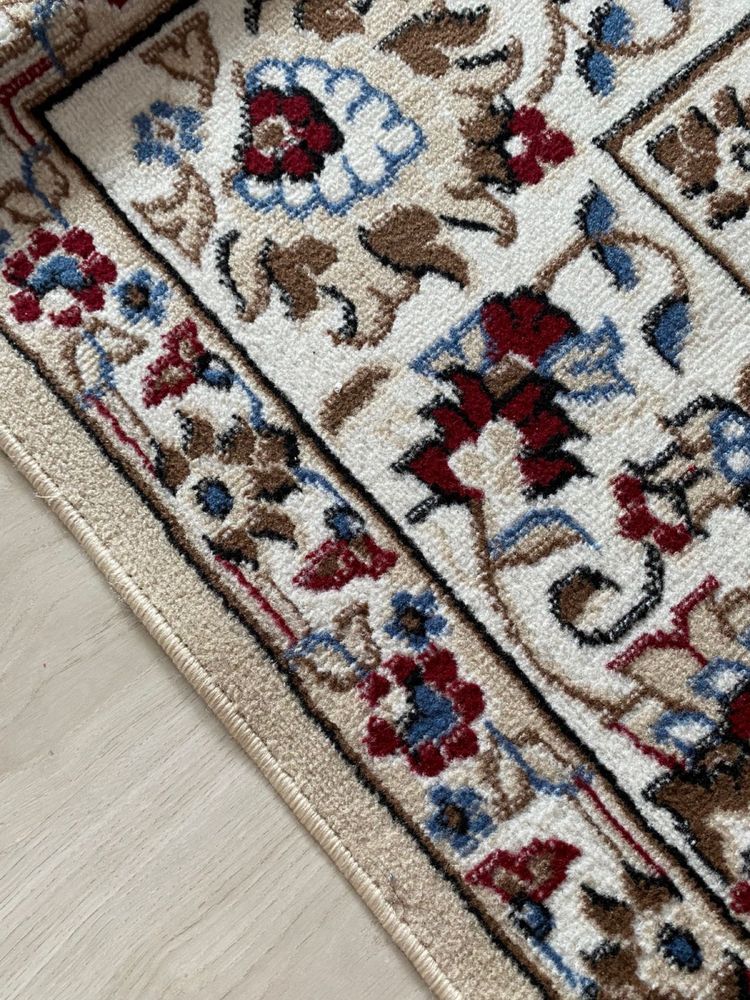 Продам палас в отличном состоянии