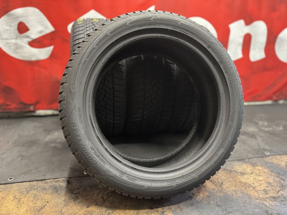 215 50 17, Зимни гуми, Goodyear UltraGripPerformance, 4 броя