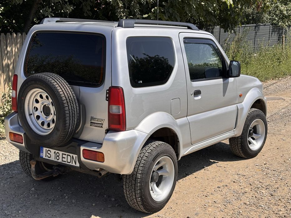 Suzuki jimny 4x4 cu reductor la maneta , 2006 aer conditionat