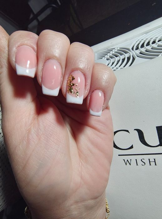 Gene  si unghii cu gel