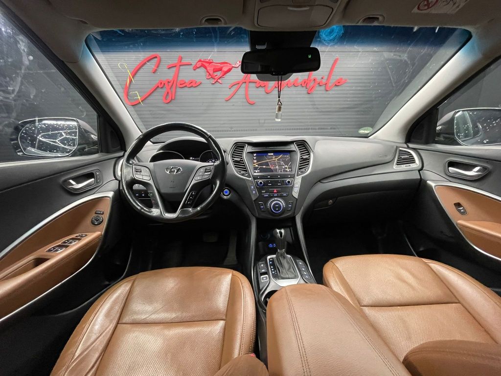 Hyundai Santa Fe Luxury 4x4