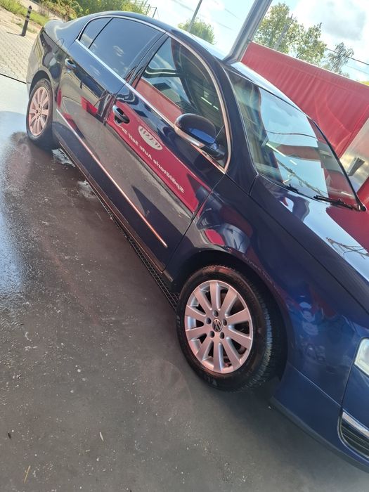 Vând Passat B6 2.0 , 140 cp