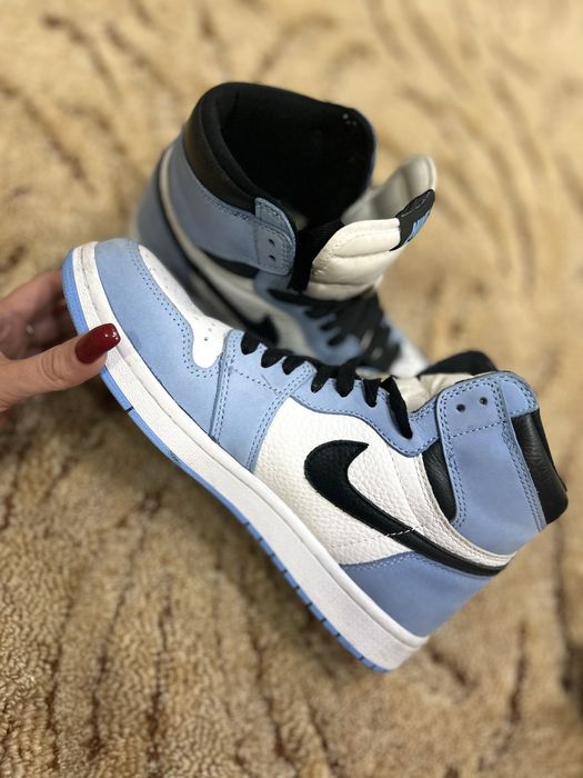 Jordan 1 retro obsidian blue limited