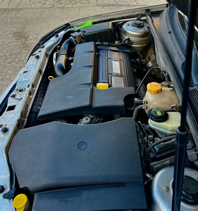 Opel Vectra GTS 2.2 газ бензин