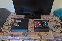 Ps 4 pro și ps 4 slim