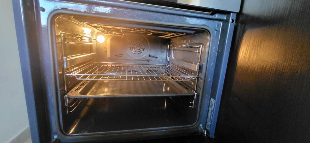 Фурна за вграждане Samsung BF1C4T043