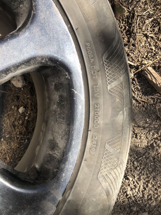 Джанти за БМВ 18-ки с чисто нови гуми