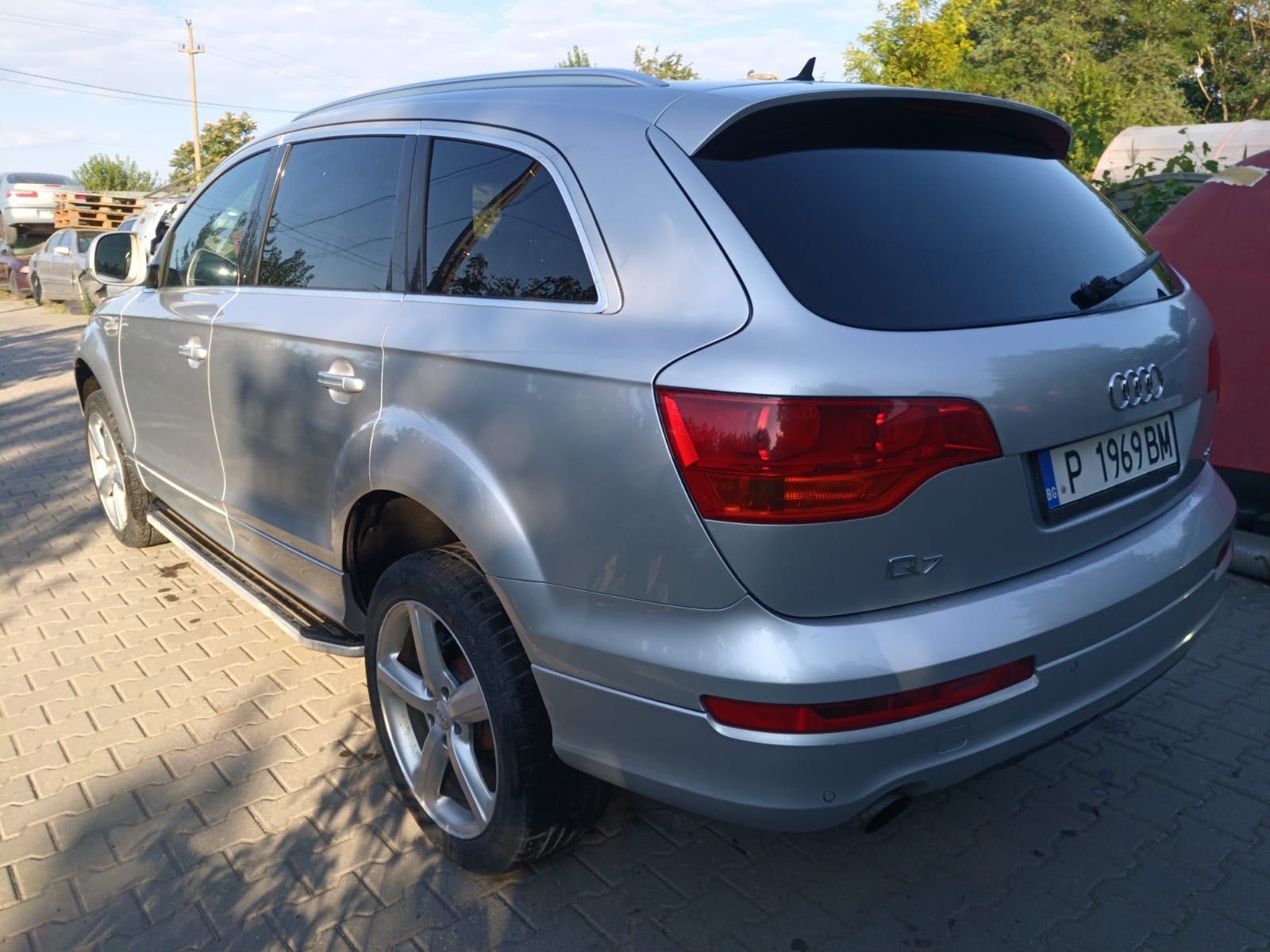 Dezmembrez Audi Q7 3.0 TDI BUG