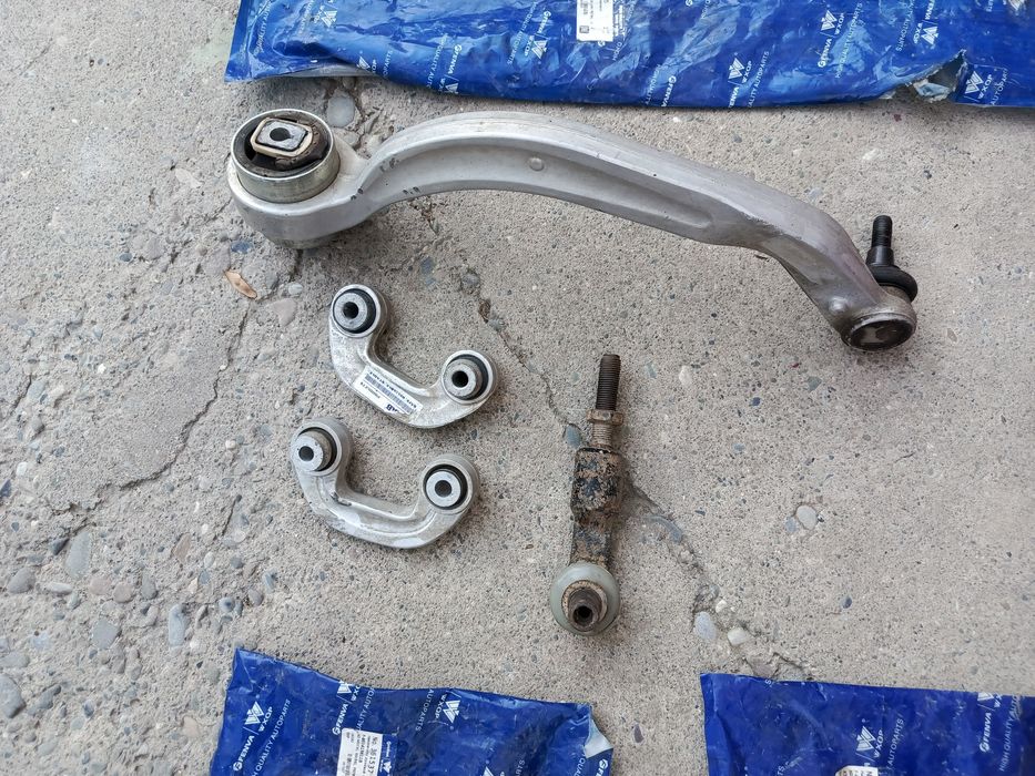 Рычаг наконечник и солдатики от В5+, от В5, от А6, wolksvagen, Audi