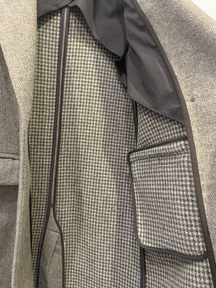 Палто на Mango и Zara