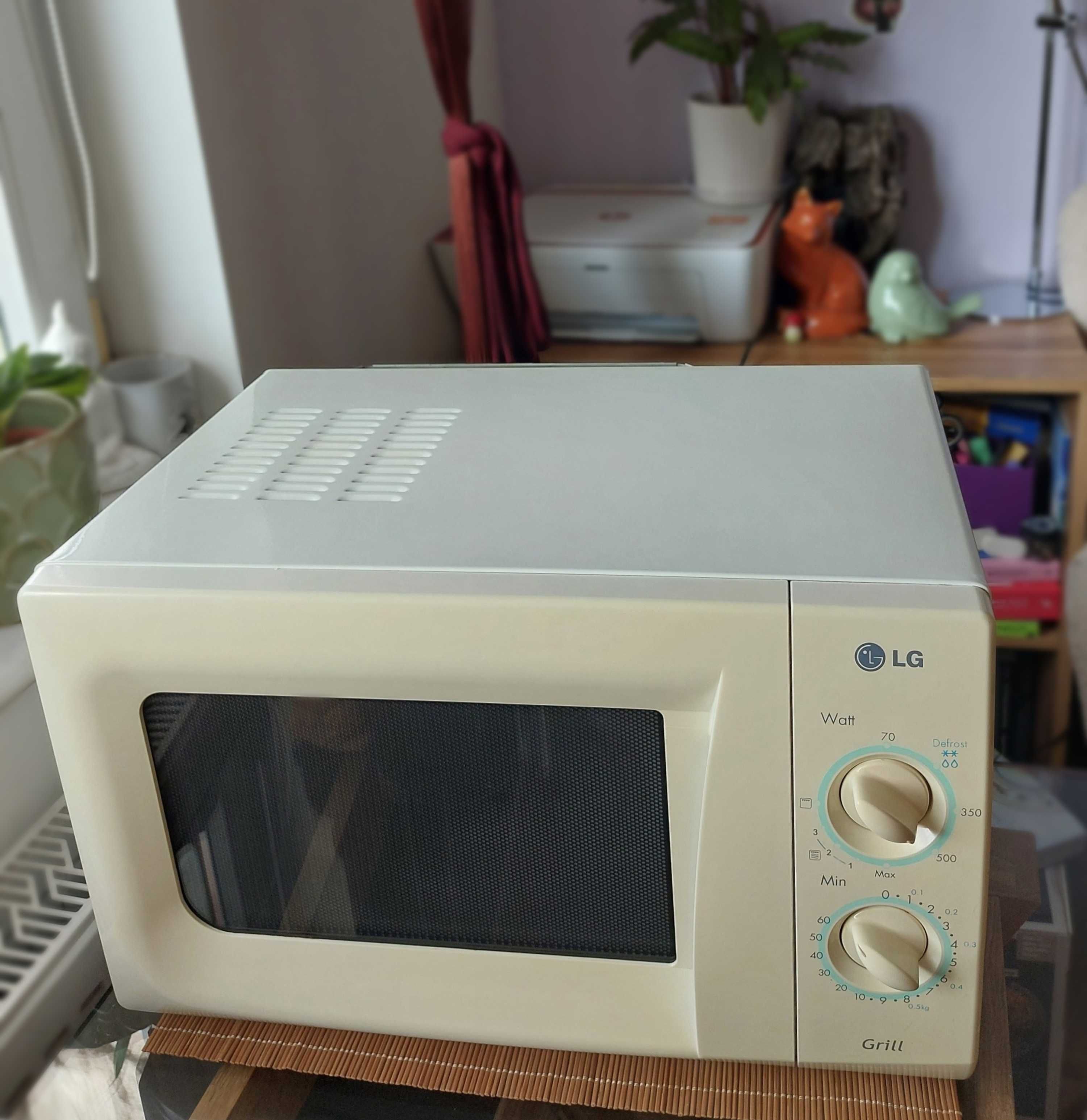 Cuptor cu microunde LG   MG-3822G