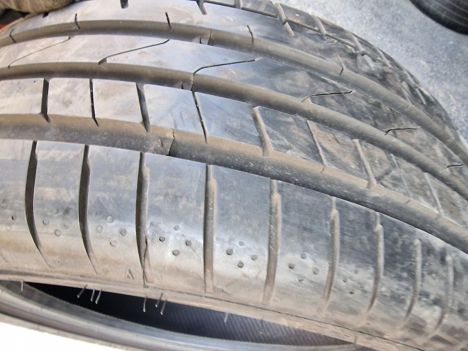 Anvelopă 225/45R17 marca Petlas, DOT 2022