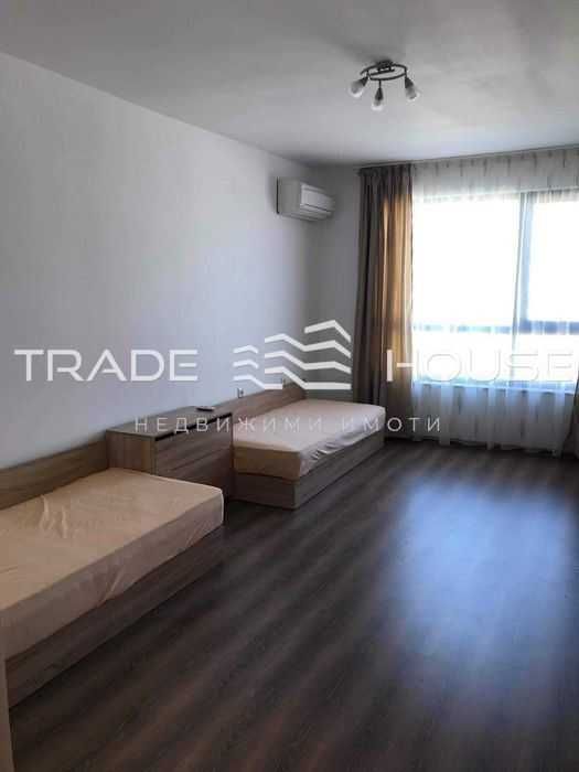 Дава се под наем Двустаен апартамент в Пловдив, Център - 80 кв.м за 484.5 € - Снимка #4