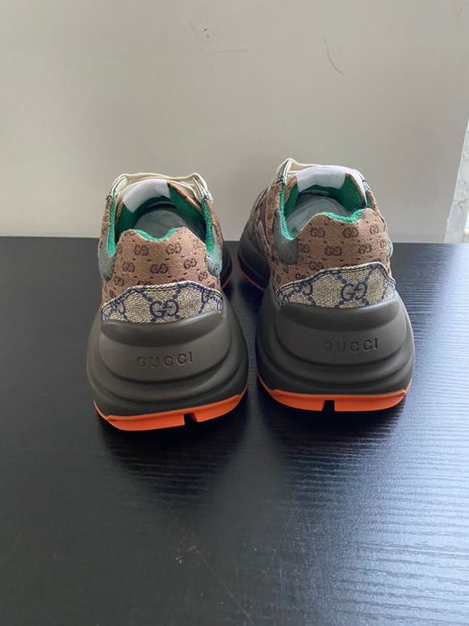 Adidasi Gucci masura 44 noi