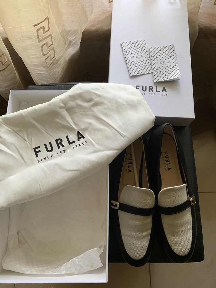 Обувки Furla , нови , 36,5