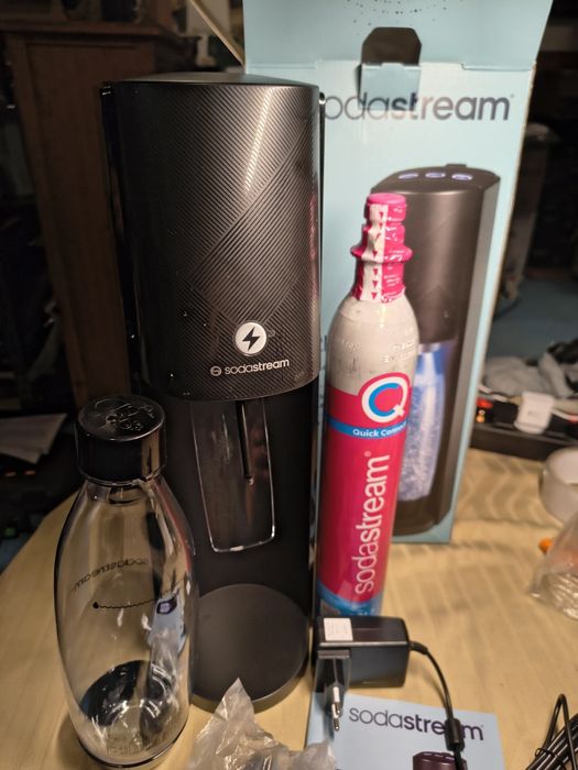 Електрическа машина за газирана вода Sodastream E-Terra