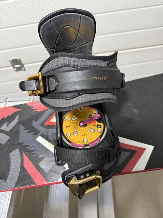 Vand echipament snowboard placa si bots