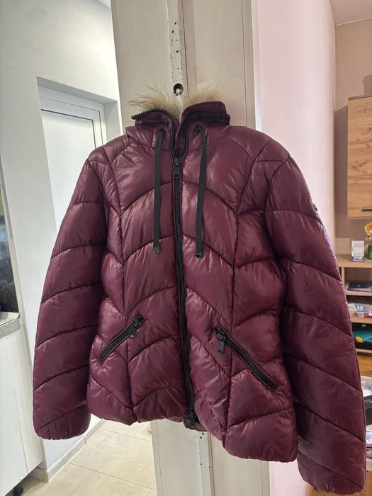 Дамско яке с пух