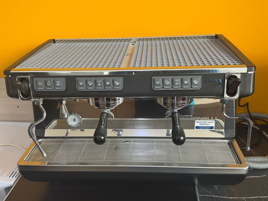 Кофемашина nuova simonelli