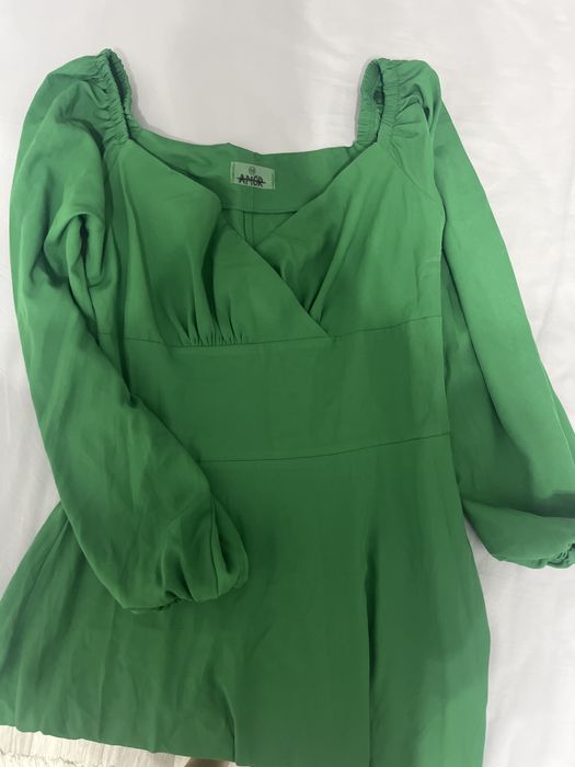 Зеленое нежное платье M, для школьного осенного балла