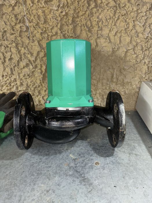 Контроллер( двухзонный), клапана с приводом (2 шт) насос циркуляционны