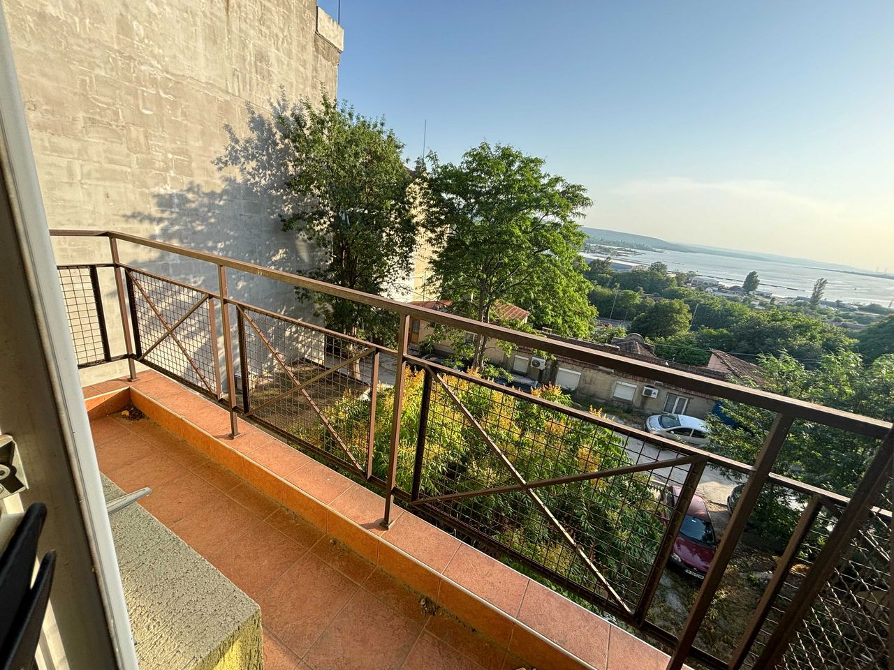 Продава се Тристаен апартамент в Варна, Погреби - 115 кв.м за 1244 €/кв.м - Снимка #9