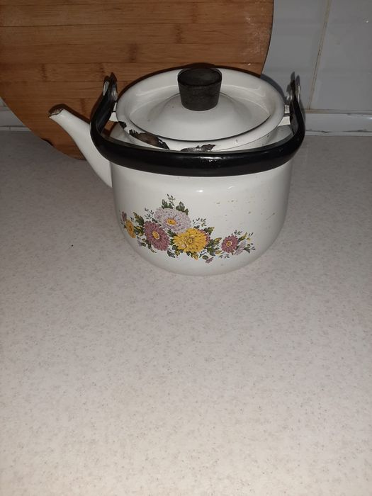 Продам чайник.     .