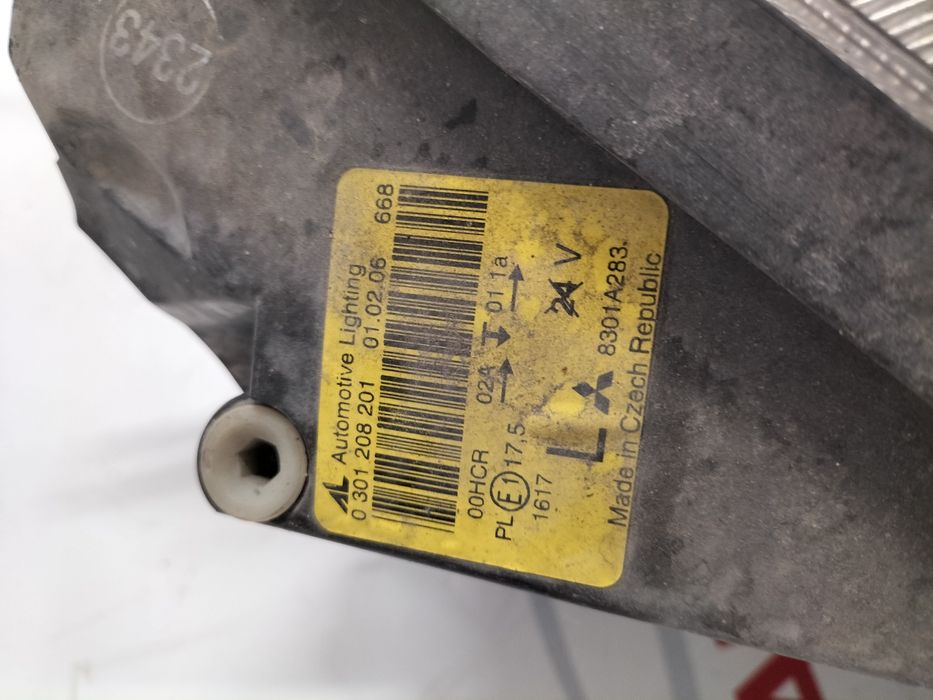 Фар - фарове Mitsubishi Colt cabrio / Мицубиши Колт Кабрио 2005г.