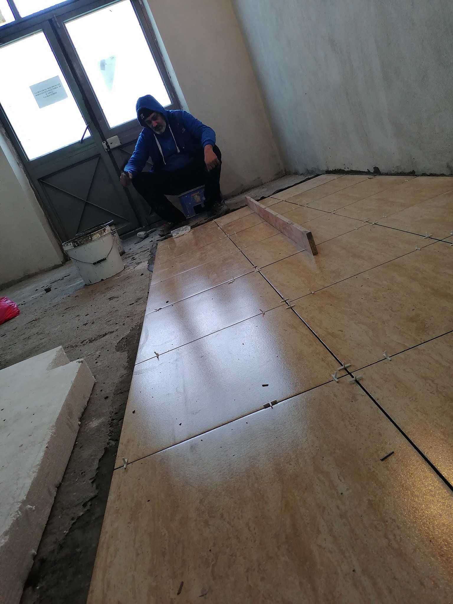 mester zidar zugrav gleturi interioare faianțar rigipsar parchet  etc.