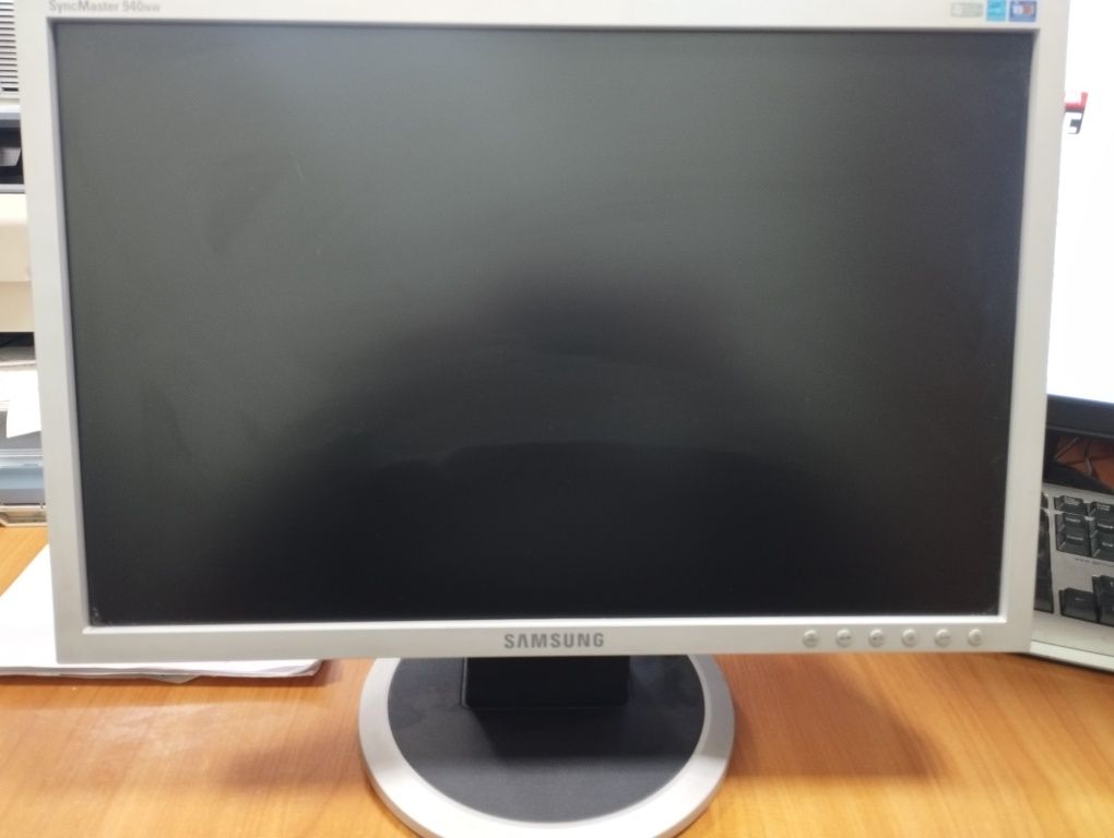 Монитор Samsung Sync Master 940NW